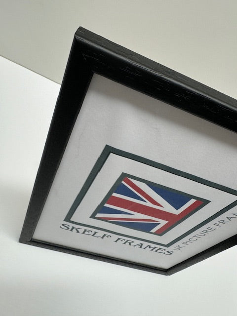 Thin Black Frame - Metric