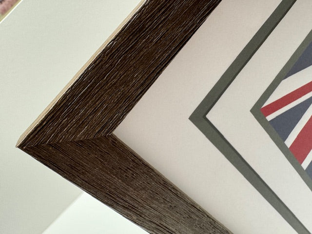 Brown Thin Driftwood Square Frame