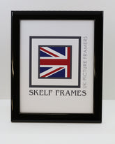 Shiny Black Frame - Metric